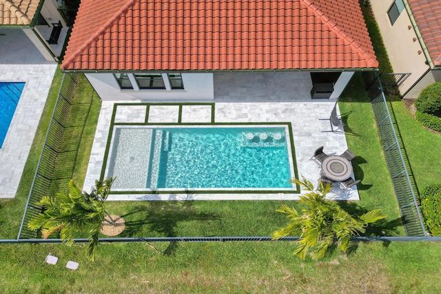12170 N Baypoint Circle, Parkland, FL 33076