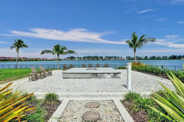12170 N Baypoint Circle, Parkland, FL 33076
