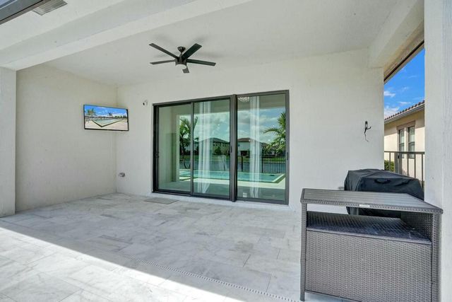 12170 N Baypoint Circle, Parkland, FL 33076
