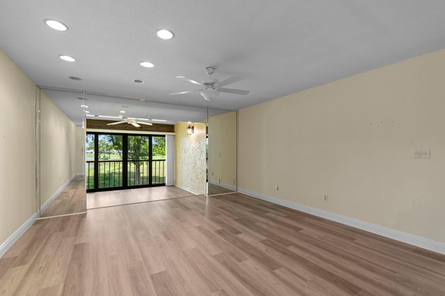 9286 VISTA DEL LAGO F, Boca Raton, FL 33428