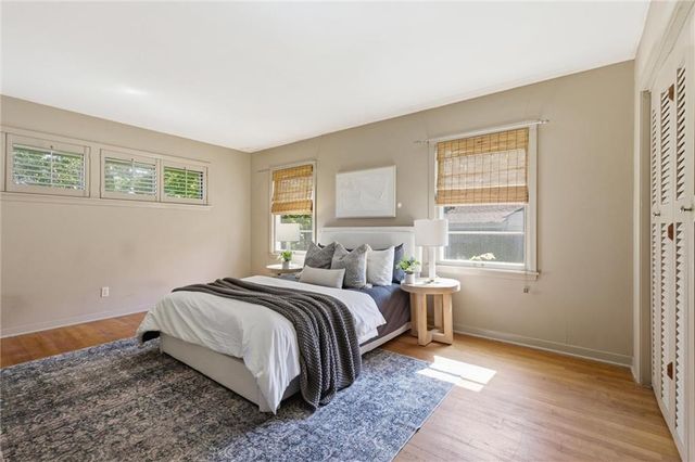 6332 Robinhood Drive, Merriam, KS 66203