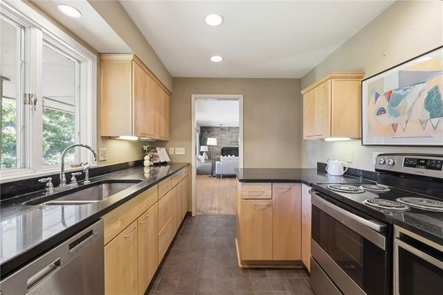 6332 Robinhood Drive, Merriam, KS 66203