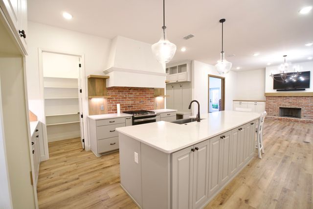 6404 89th Street, Lubbock, TX 79424