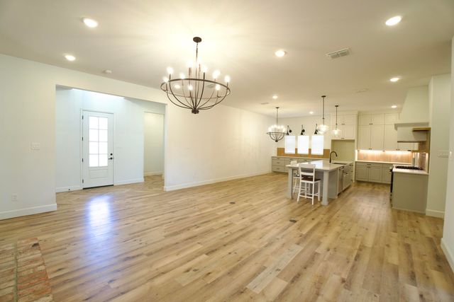 6404 89th Street, Lubbock, TX 79424