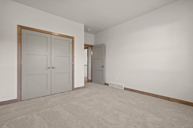 2522 TIPPERARY TRAIL, De Pere, WI 54115