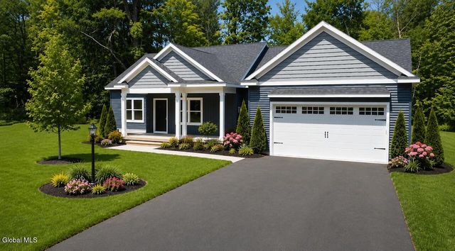 11 Elsies Way, Queensbury, NY 12804