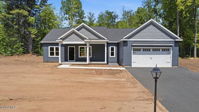 11 Elsies Way, Queensbury, NY 12804