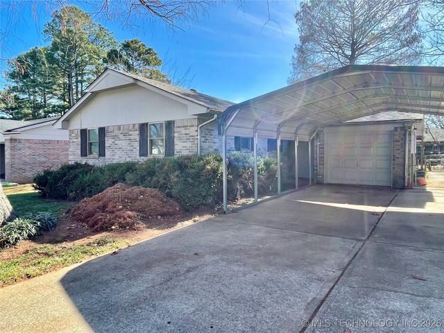 1019 Four Seasons Drive, Durant, OK 74701