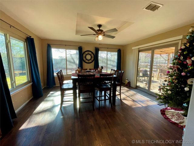 1019 Four Seasons Drive, Durant, OK 74701