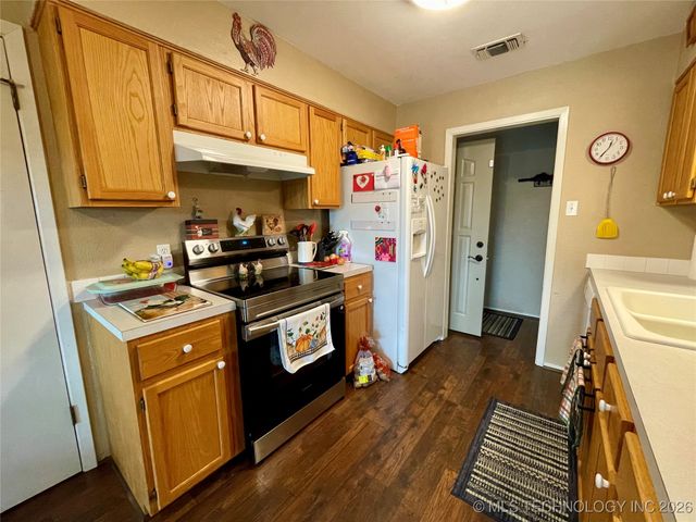 1019 Four Seasons Drive, Durant, OK 74701