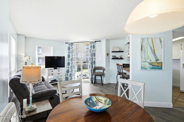 2000 New River Inlet Road 1114, Sneads Ferry, NC 28460