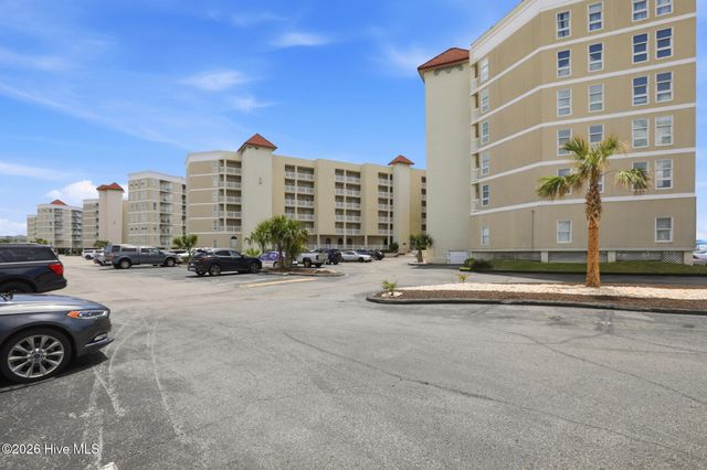 2000 New River Inlet Road 1114, Sneads Ferry, NC 28460