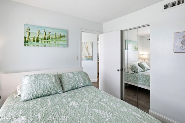 2000 New River Inlet Road 1114, Sneads Ferry, NC 28460