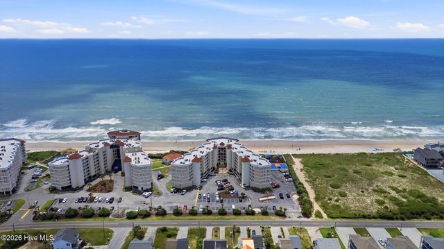 2000 New River Inlet Road 1114, Sneads Ferry, NC 28460