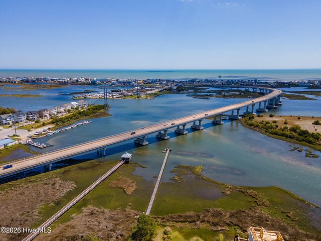 2000 New River Inlet Road 1114, Sneads Ferry, NC 28460