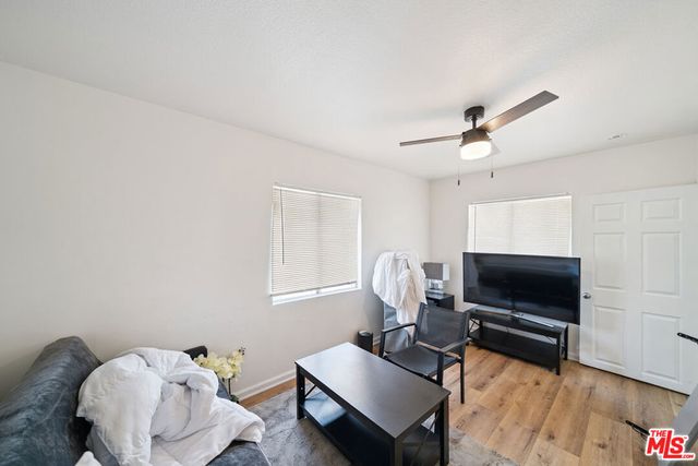 1163 W 38th Street, Los Angeles, CA 90037