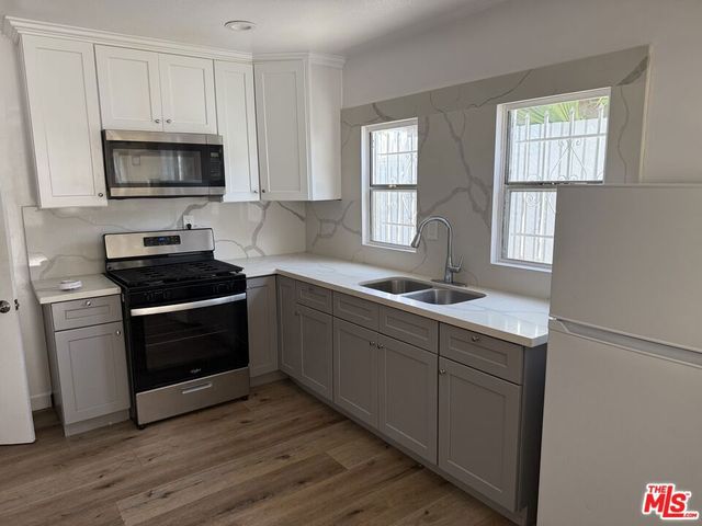 1163 W 38th Street, Los Angeles, CA 90037