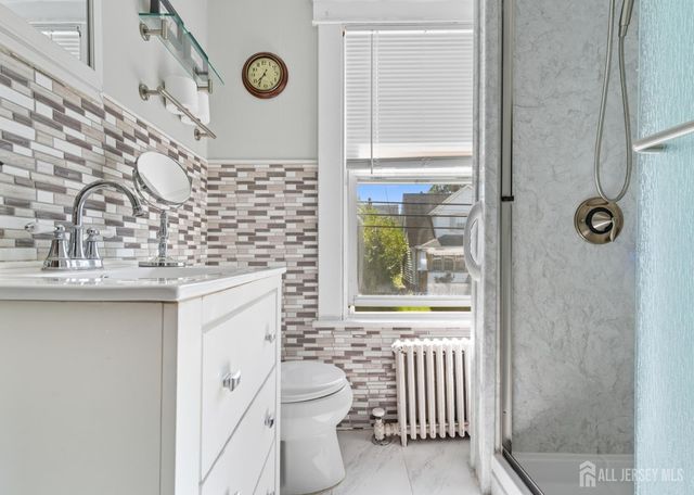 53 Dane Street, Sayreville, NJ 08872