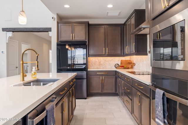 11128 S 54TH Lane, Laveen, AZ 85339