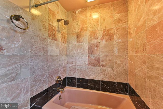 801 UPPER MAINLAND RD, Harleysville, PA 19438