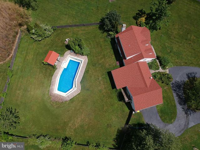 801 UPPER MAINLAND RD, Harleysville, PA 19438
