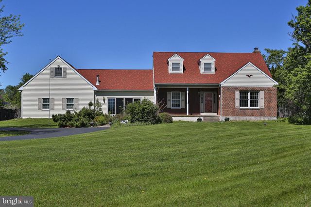 801 UPPER MAINLAND RD, Harleysville, PA 19438