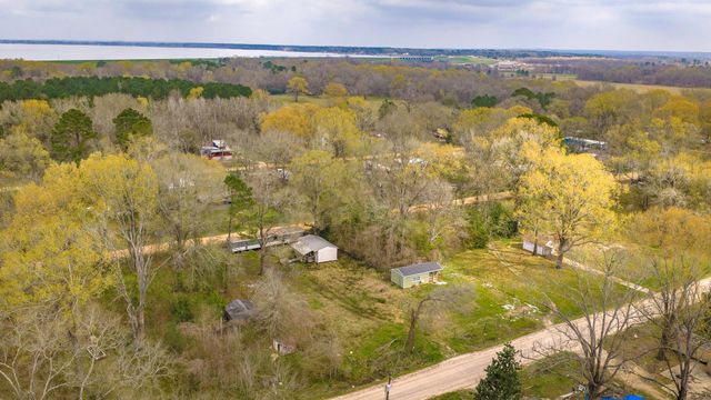 551 Martinez Street, Coldspring, TX 77331