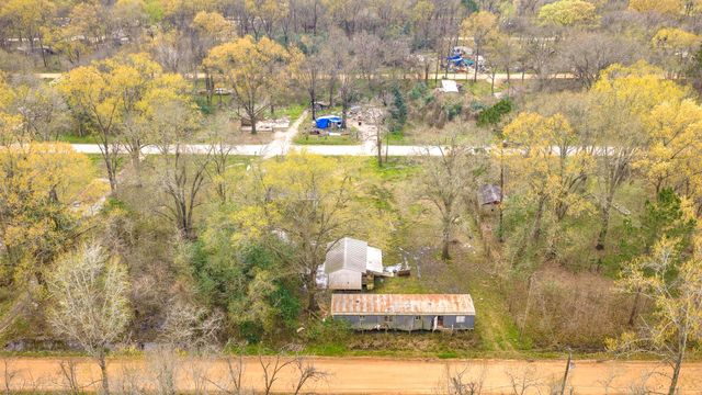 551 Martinez Street, Coldspring, TX 77331