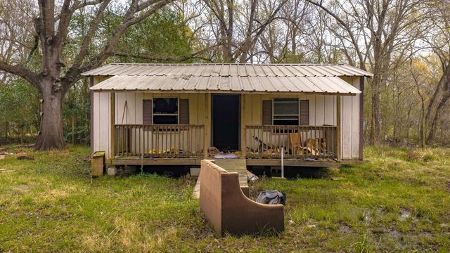 551 Martinez Street, Coldspring, TX 77331