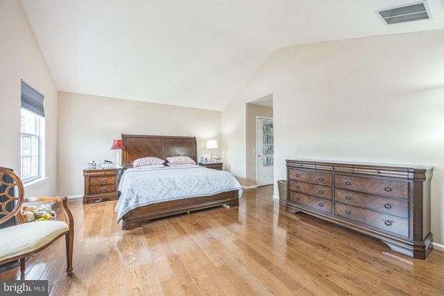 42 ASHLEY DRIVE, Delran, NJ 08075