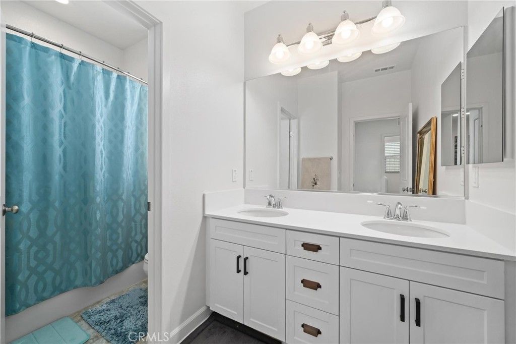 Image 37 of property listing at 15779 Molly Avenue, Chino, CA 91708