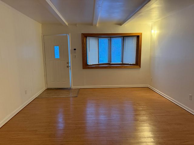 22732 Rosalind Avenue, Eastpointe City, MI 48021