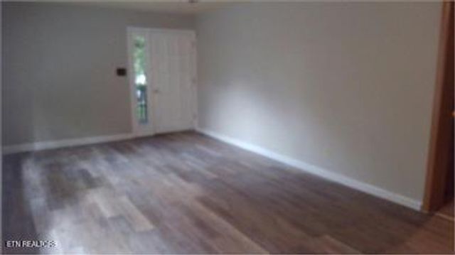 100 Nasson Lane, Oak Ridge, TN 37830