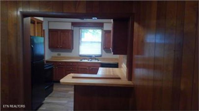 100 Nasson Lane, Oak Ridge, TN 37830