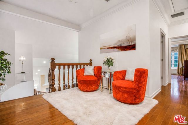 6111 County Oak Road, Woodland Hills (los Angeles), CA 91367