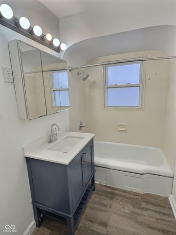 2003 Gilmore Street, Columbus, IN 47201