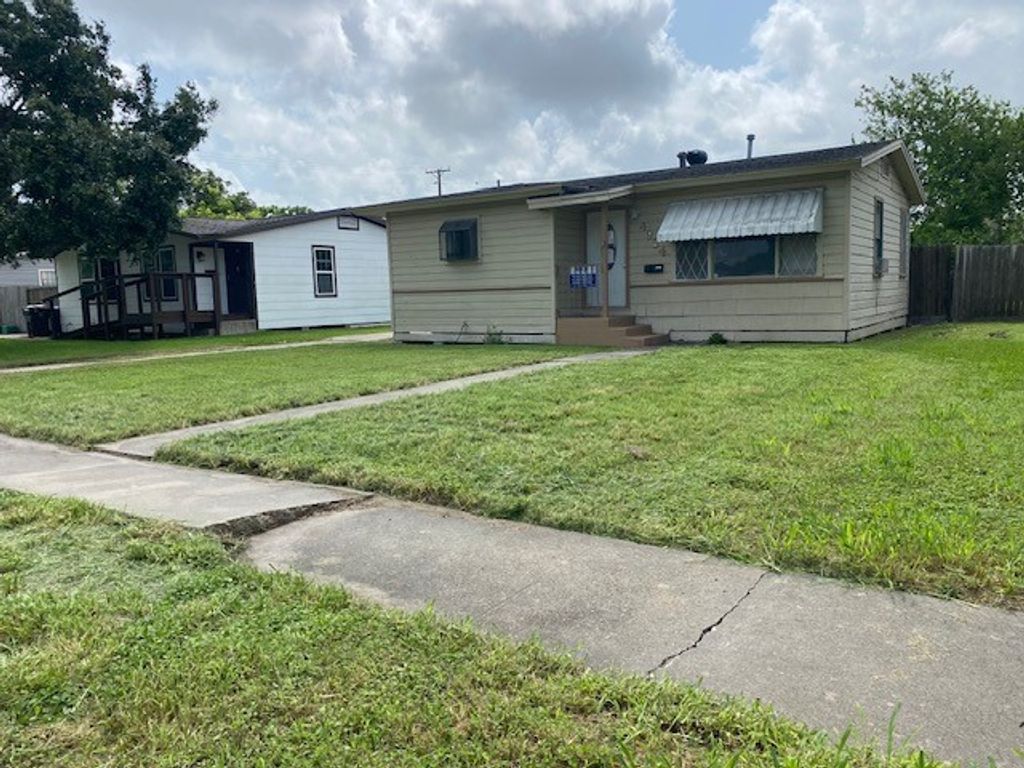 4954 JoAnn, Corpus Christi, TX 78415 — photo 2