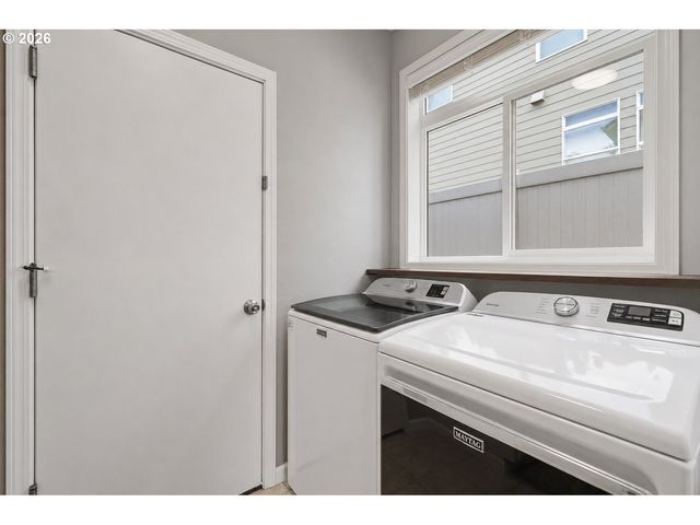 1509 N HERON Dr, Ridgefield, WA 98642