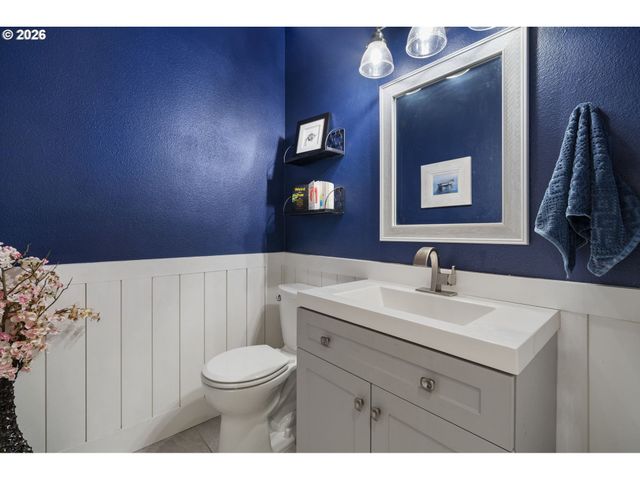 1509 N HERON Dr, Ridgefield, WA 98642