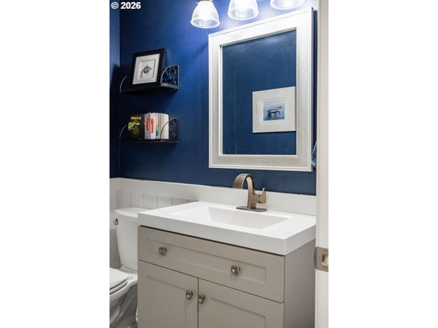 1509 N HERON Dr, Ridgefield, WA 98642