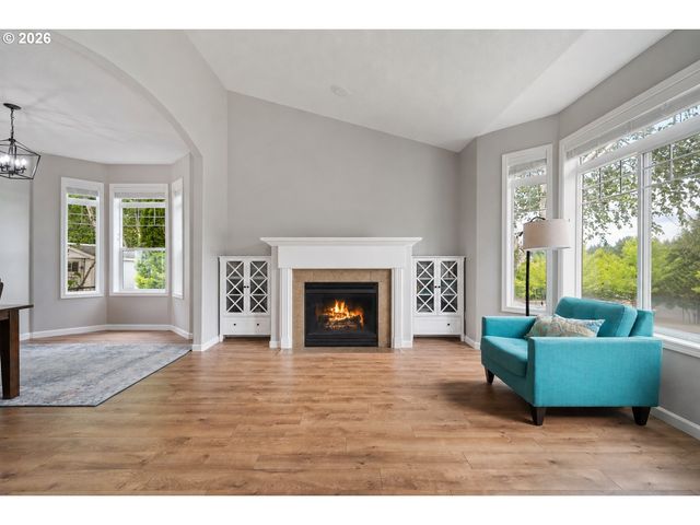 1509 N HERON Dr, Ridgefield, WA 98642