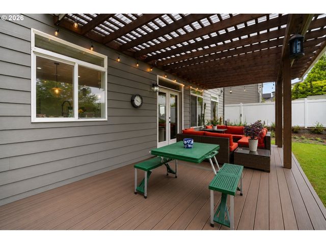 1509 N HERON Dr, Ridgefield, WA 98642