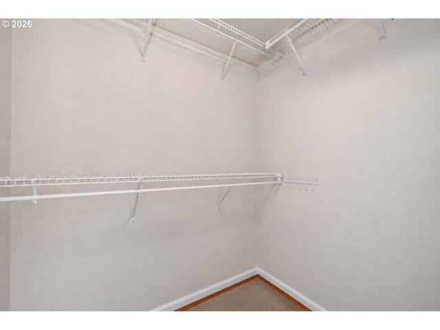 1509 N HERON Dr, Ridgefield, WA 98642