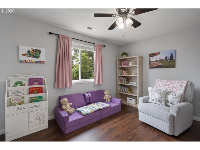 1509 N HERON Dr, Ridgefield, WA 98642