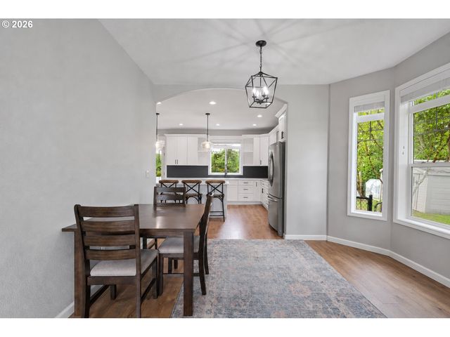 1509 N HERON Dr, Ridgefield, WA 98642