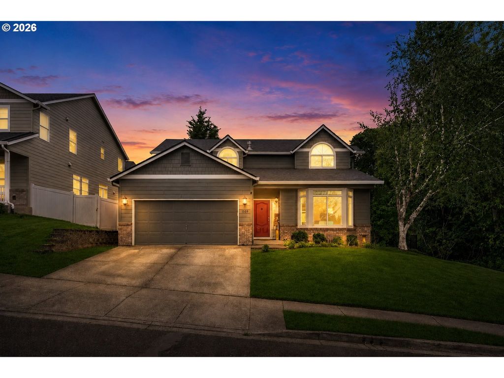 1509 N HERON Dr, Ridgefield, WA 98642
