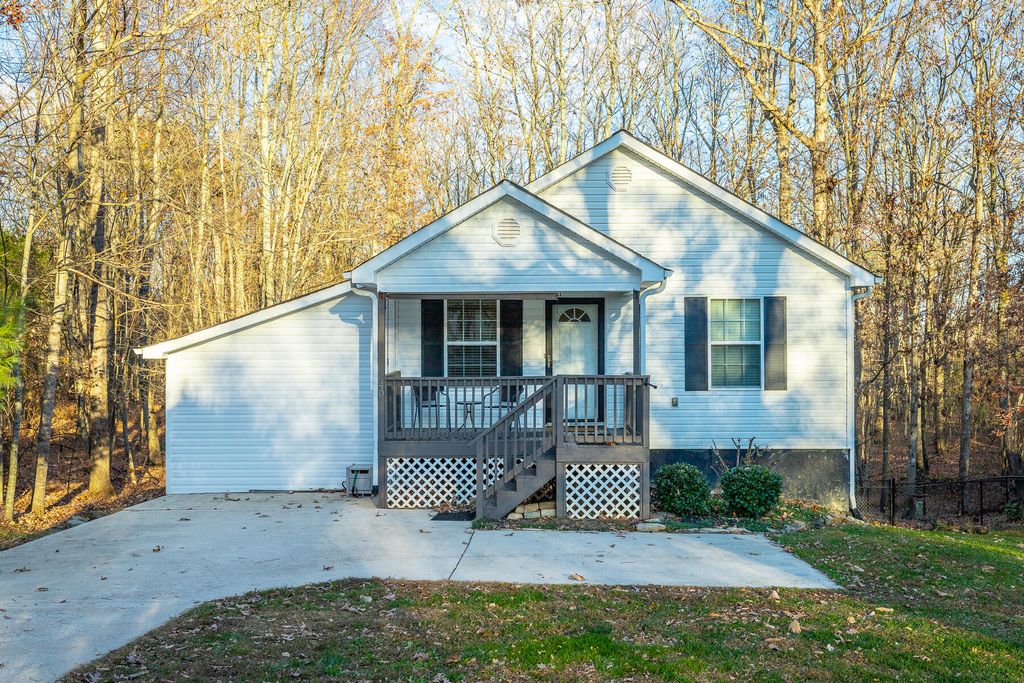 40 Fawn Lane, Graysville, TN 37338
