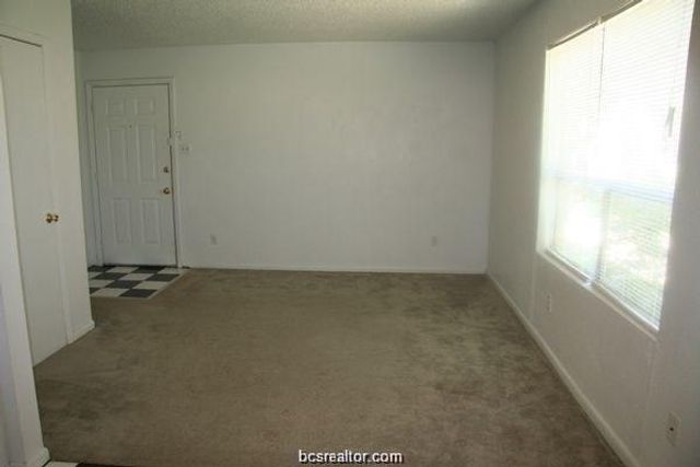 314 South Haswell Drive B, Bryan, TX 77803