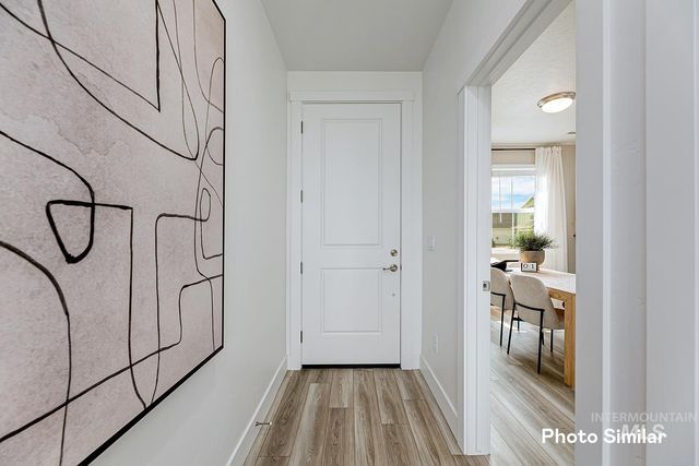 5039 N Corbell Ave, Meridian, ID 83646