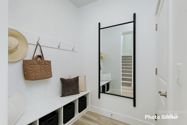 5039 N Corbell Ave, Meridian, ID 83646